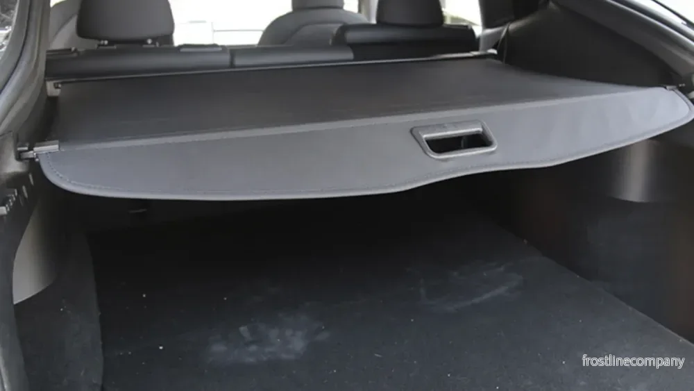 Tesla Model Y – insynsskydd för bagageutrymmet - Bild 3