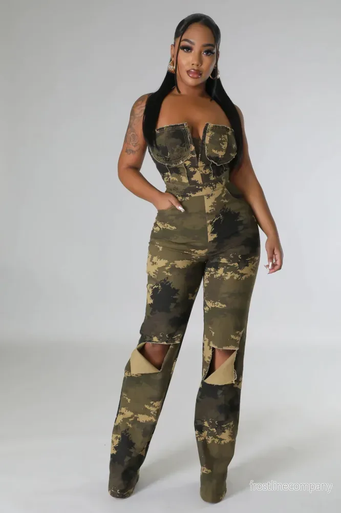 Lyxig Jumpsuit med Off-Shoulder i Premium Denim - Camouflage Damjumpsuit - Bild 2