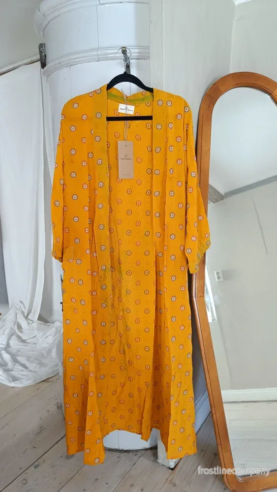 Lång kimono med fickor – vintage silke nr 10 Lång kimono med fickor – vintage silke nr 10