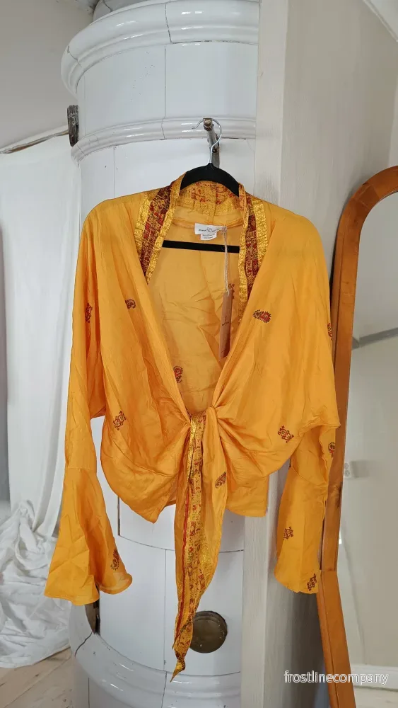 Tie top – vintage silke nr 4 Tie top – vintage silke nr 4