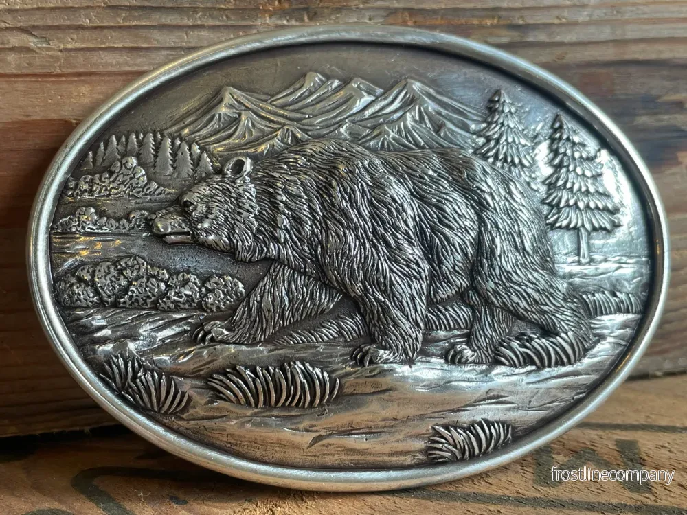 Belt Buckle Grizzly Oval Nocona