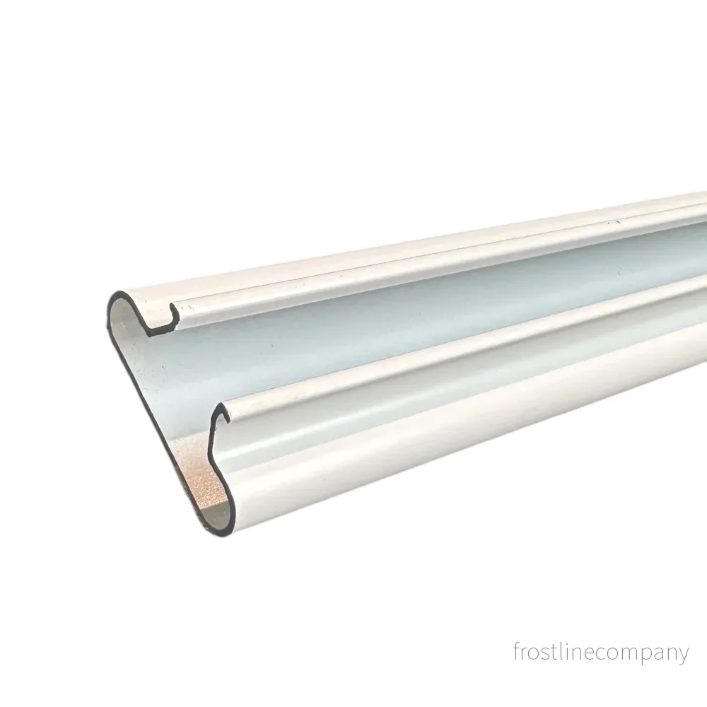 Aluminiumlist för rillepanel, vit alu, 120 cm. Passar till standardpaneler Aluminiumlist för rillepanel, vit alu, 120 cm. Passar till standardpaneler