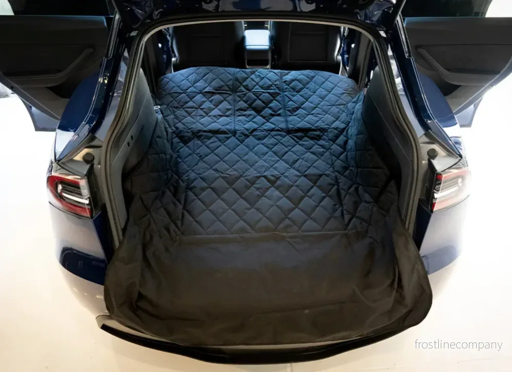 Tesla Model Y – bagagerumsskydd för husdjur - Bild 2