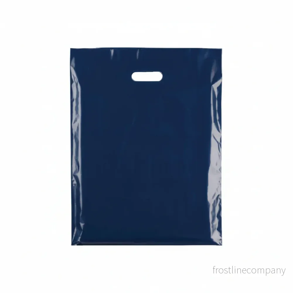 Plastpåse, mellan, blå, förpackning om 100 st., 45 micron, B 39 × D/BF 10 × H 45 cm, förstärkta handtag