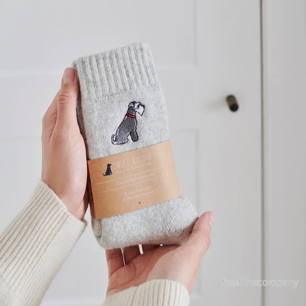 Strumpor med broderad hund – Schnauzer Strumpor med broderad hund – Schnauzer