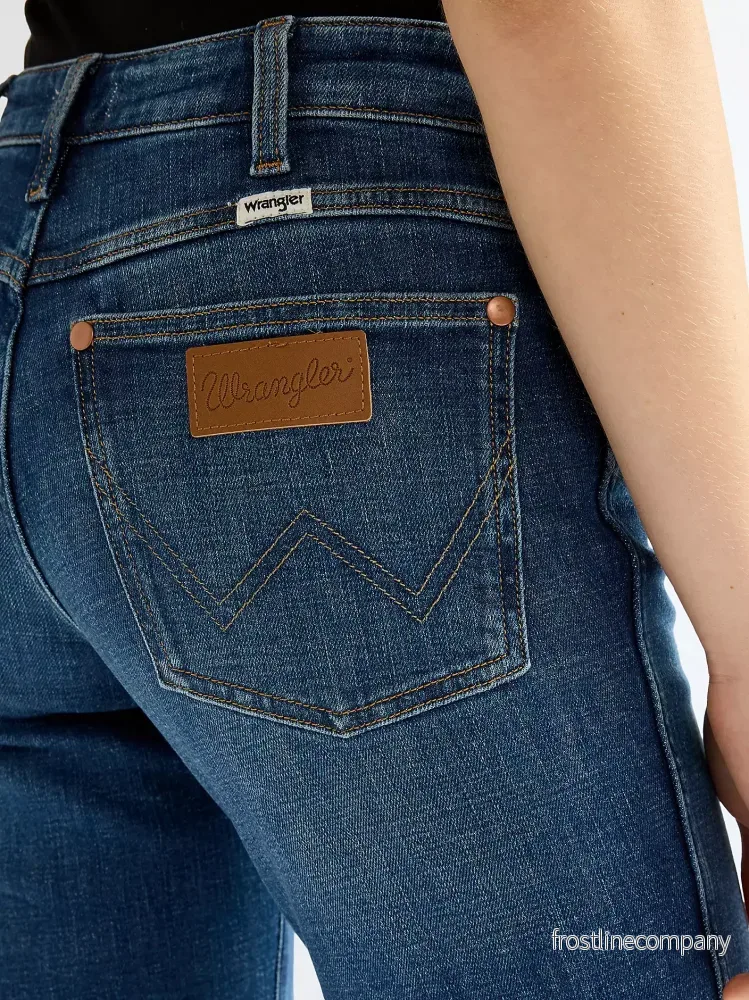 Wrangler Bootcut Jean Blue Abyss - Bild 2