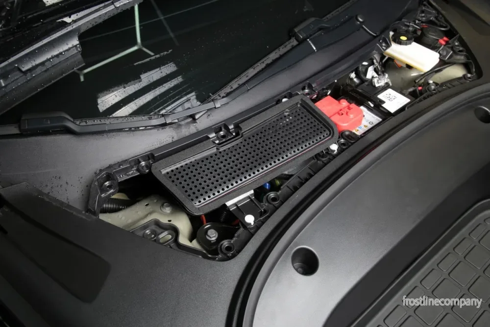 Tesla Model 3 – ventilationsskydd (2021–) - Bild 2