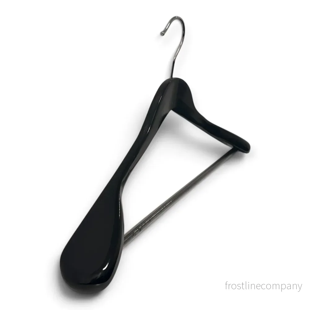 Kavajgalge, vinklad. Svart – B 45 cm.