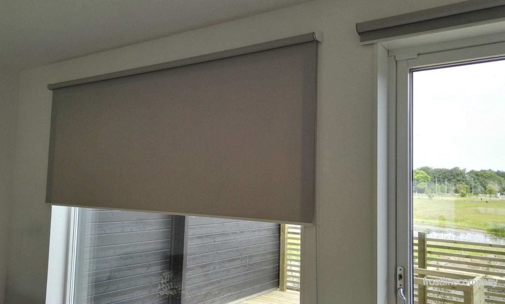 Elrullgardin - Tak-, vägg- eller nischmontering - Bild 2