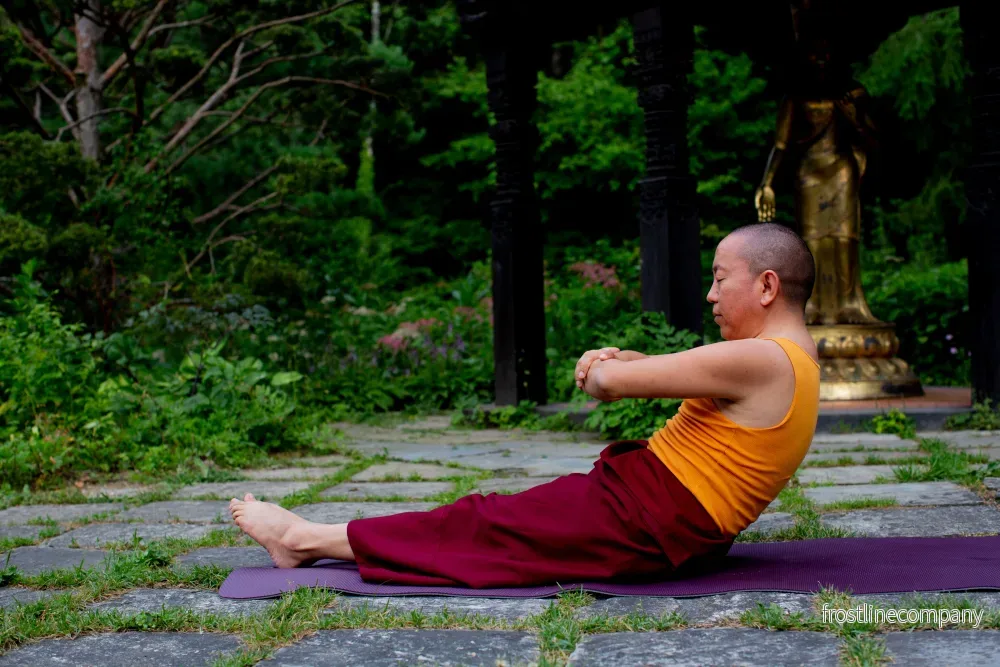 Lung Jong Pranayama – med Dolpo Tulku Rinpoche Lung Jong Pranayama – med Dolpo Tulku Rinpoche