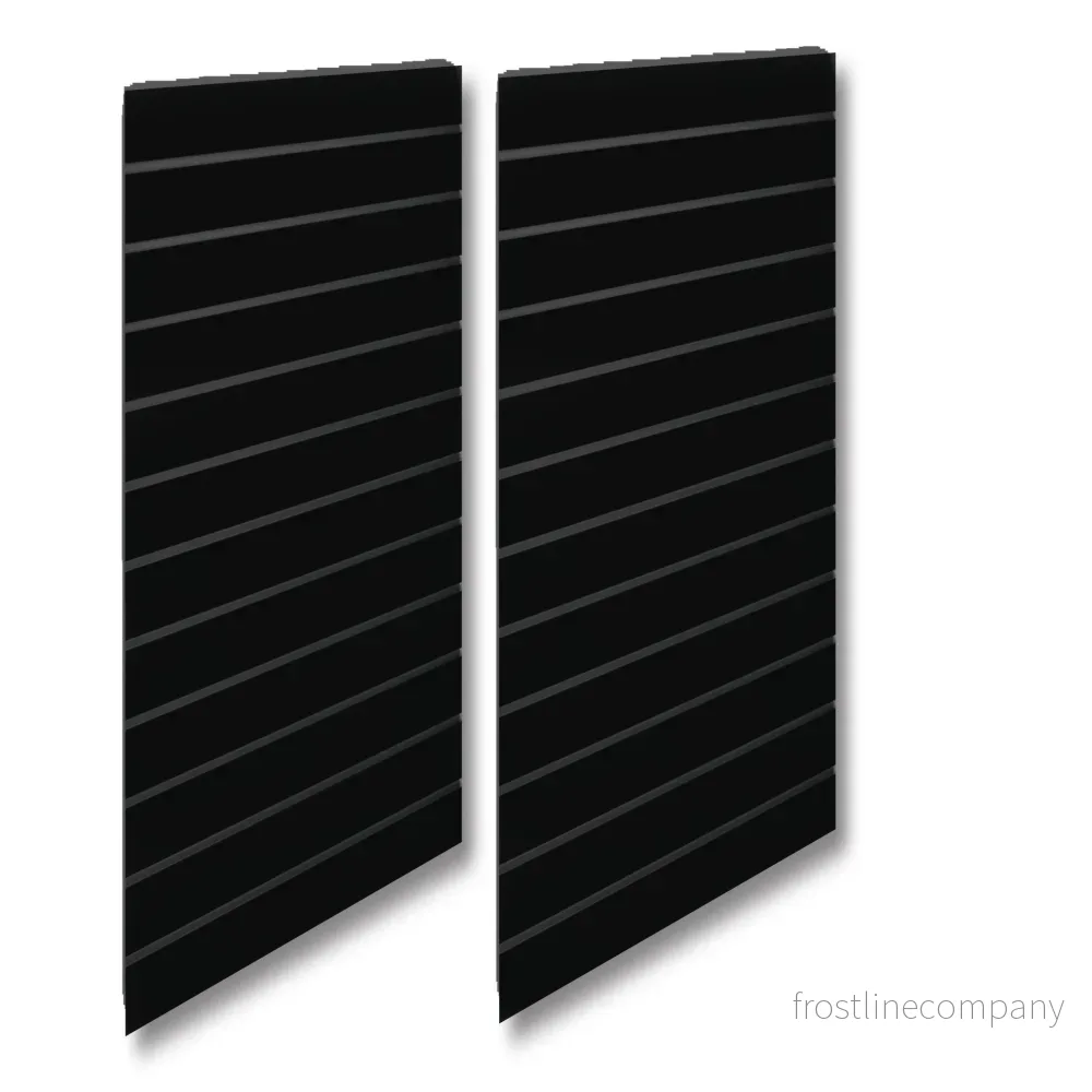 Ribbad panel - Standard (59,5 x 240 cm) - Svart med plastlister i svart