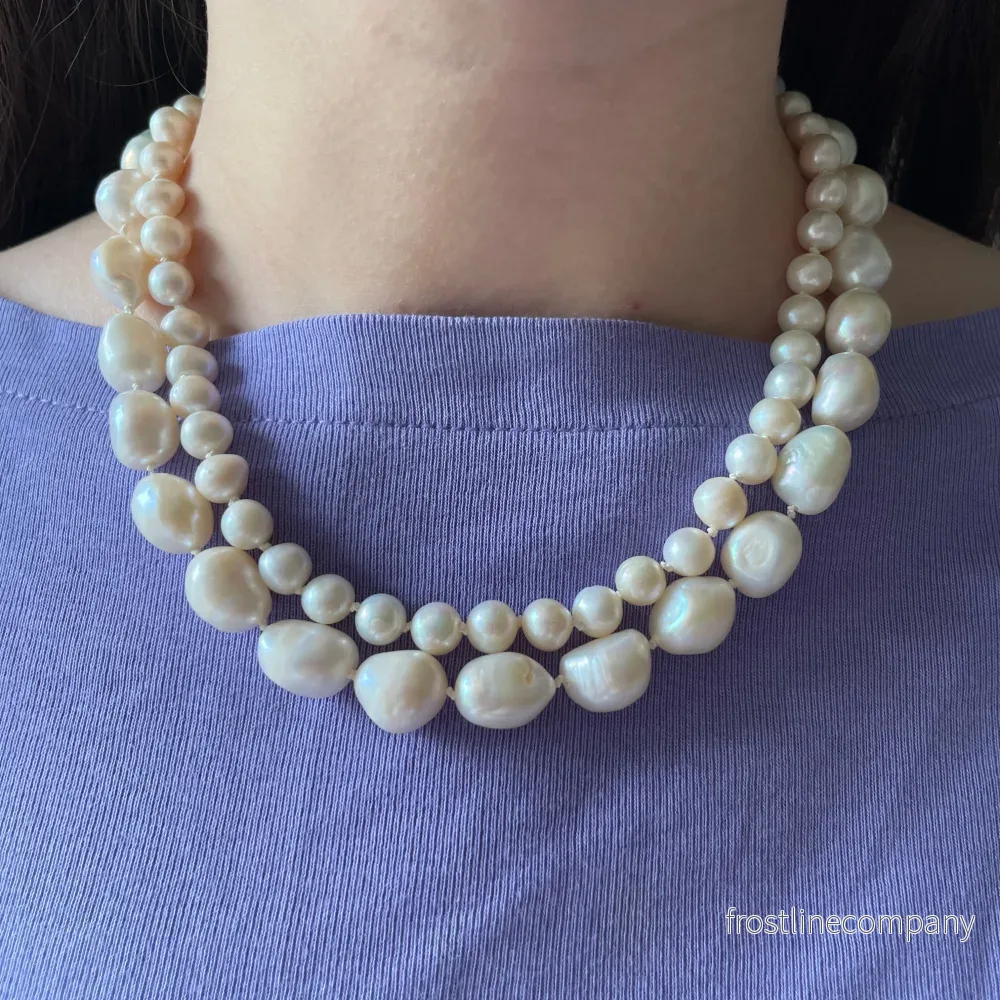 FREJA Baroque Freshwater Pearl Necklace – Hand-Knotted on Silk with 925 Sterling Silver Clasp - Bild 3