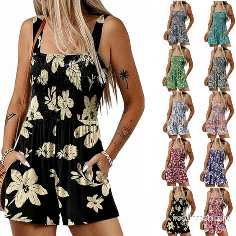 Blommig playsuit för dam med shorts och fickor Blommig playsuit för dam med shorts och fickor
