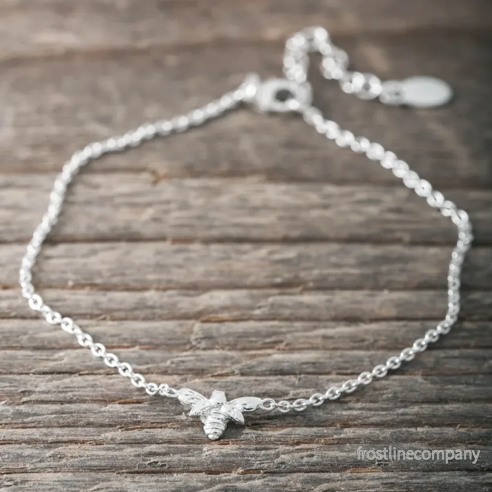 Armband i silver bee your self Armband i silver bee your self