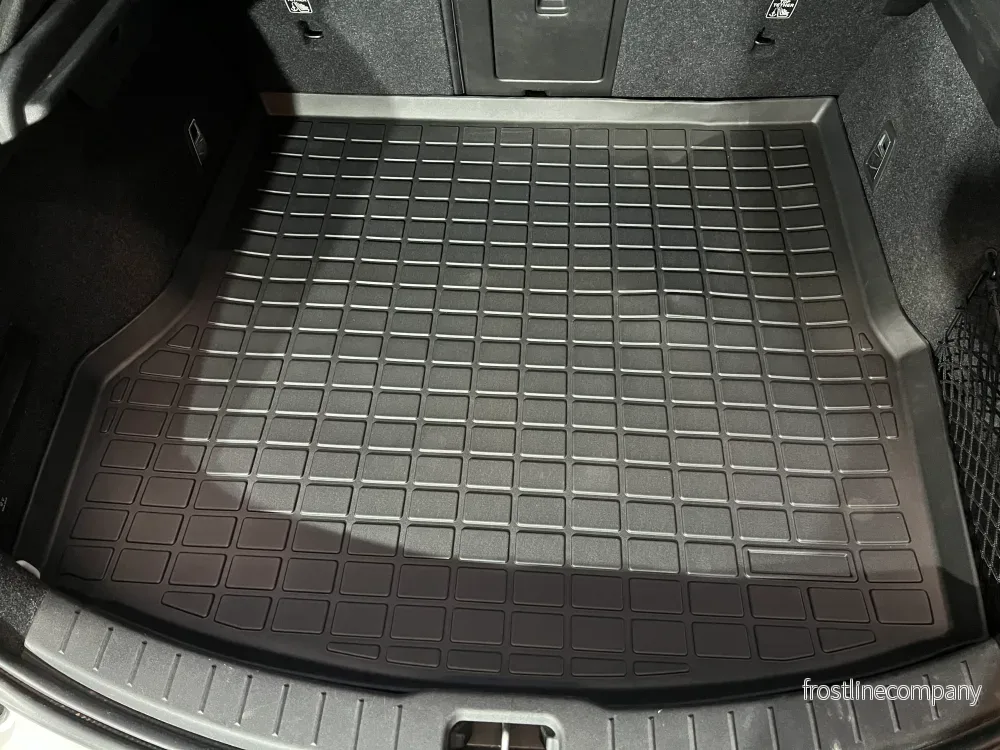 Polestar 2 – formgjuten bagagerumsmatta - Bild 3