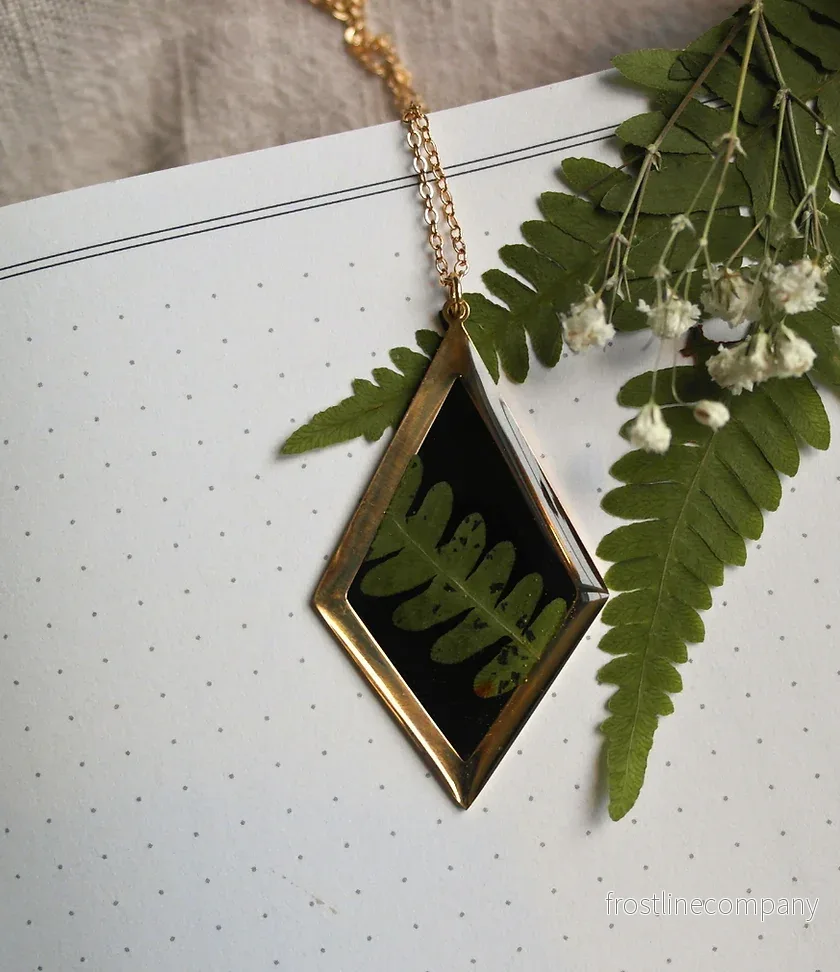 Halsband Ormbunke Halsband Ormbunke