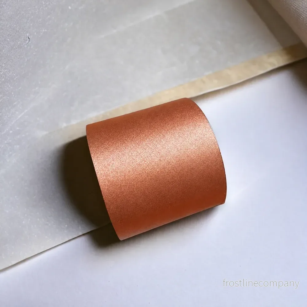 Presentpapper B 10 cm. Koppar, kraftpapper. 100 m