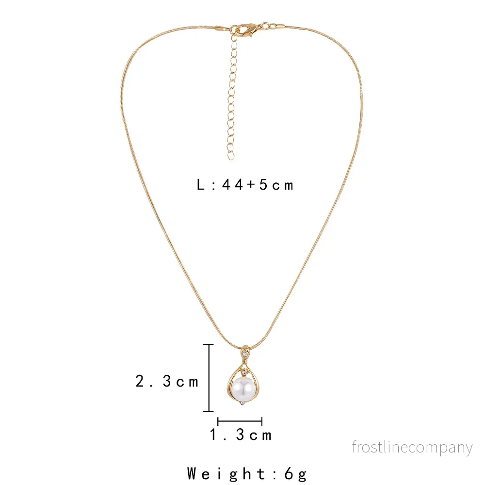 Pärlhalsband Dam Guld - Droppformad Pärla med Glittrande Ram - Elegant - Bild 2