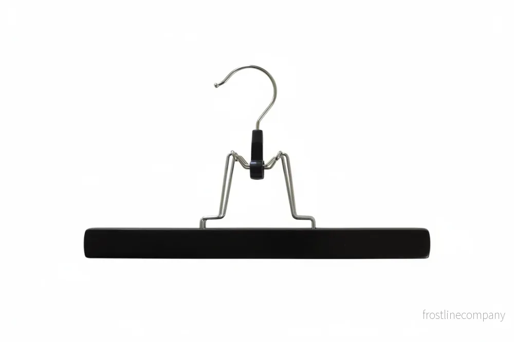 Byxhängare med klämma, flat, blank svart, krok i krom, 25 cm Byxhängare med klämma, flat, blank svart, krok i krom, 25 cm