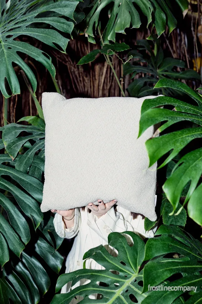 Cushion 18 / Outdoor+Indoor / Bouclé / Nature / 50×50 cm Cushion 18 / Outdoor+Indoor / Bouclé / Nature / 50×50 cm