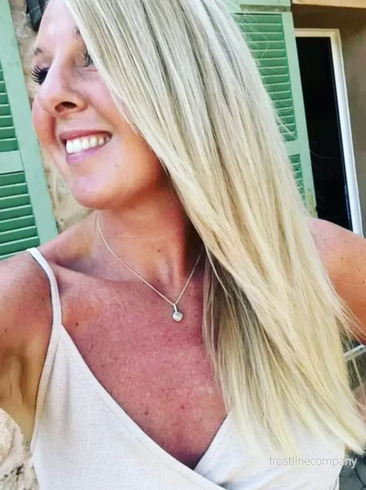 Halsband liten boob - guld - Bild 3