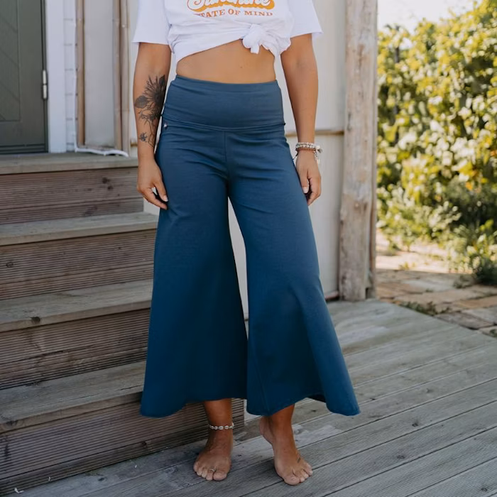 Wavy Cropped – Soul Factory Wavy Cropped – Soul Factory